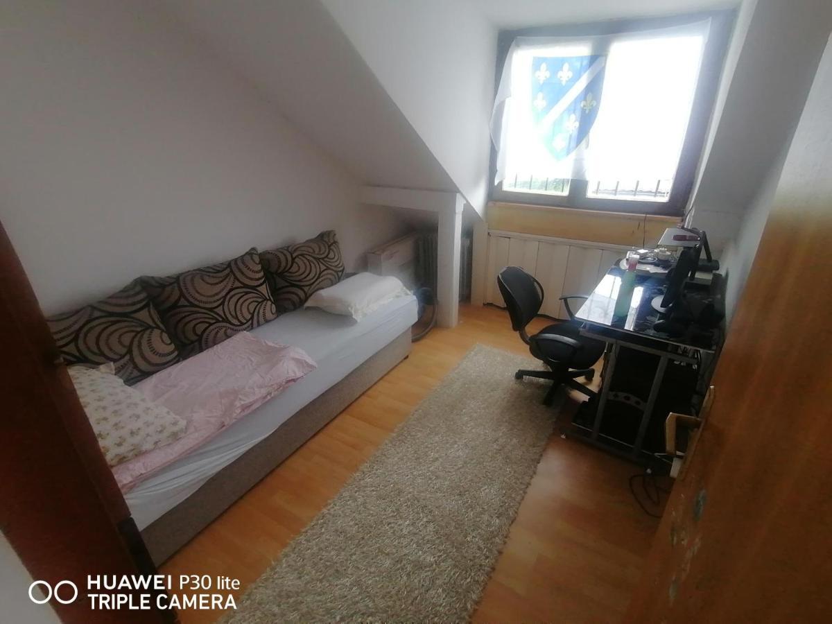 Asja Guest House Lukavac Εξωτερικό φωτογραφία