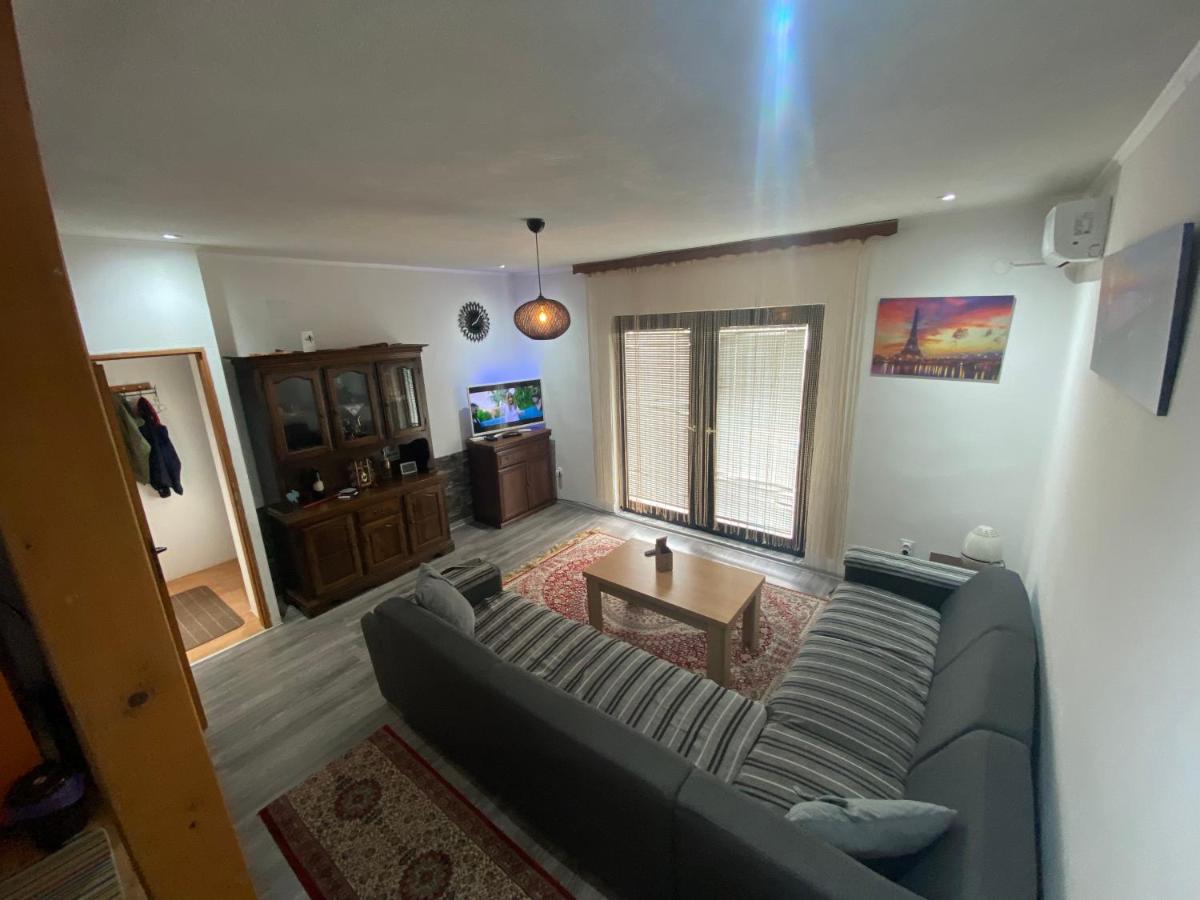 Asja Guest House Lukavac Εξωτερικό φωτογραφία