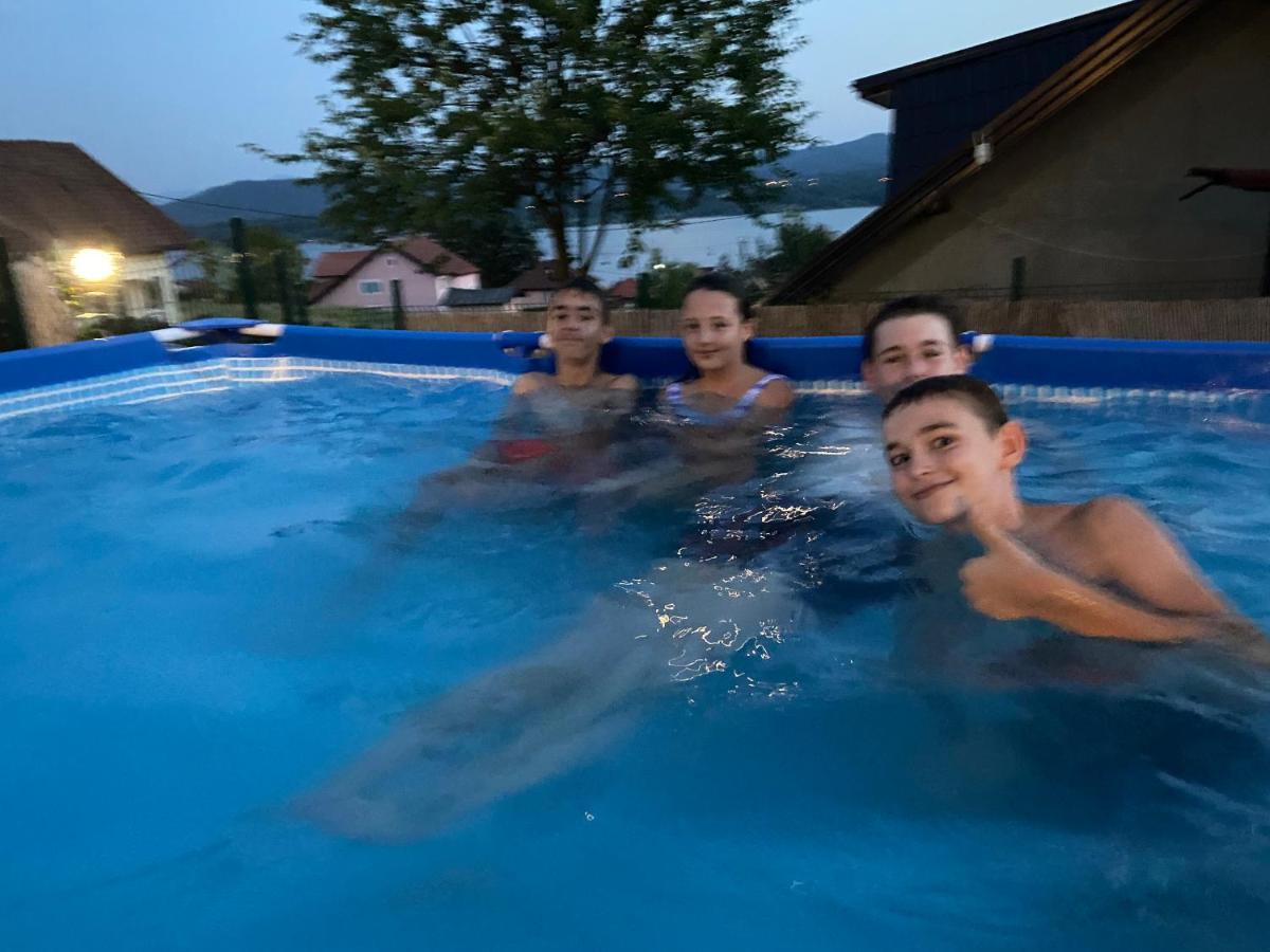 Asja Guest House Lukavac Εξωτερικό φωτογραφία